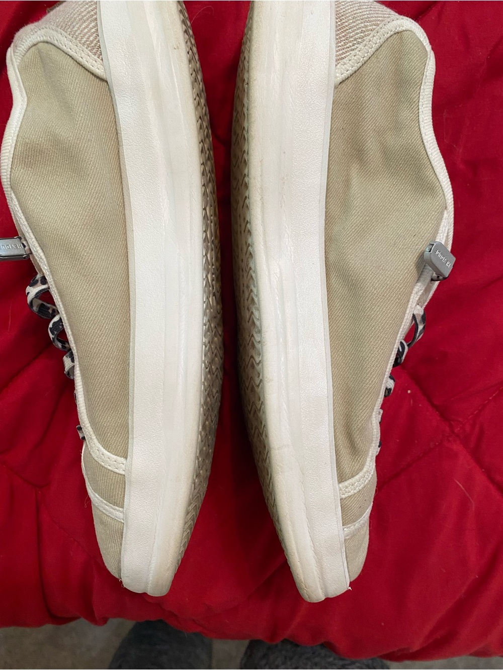 Hey Dude Women’s Karina joy Canvas Sneakers sand beige leopard Laces size 7 EUC - Picture 5 of 10